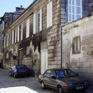 Baudoinia compniacensis on masonry wall